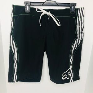 Fox racing bathing suit board shorts black green men’s 34x11
